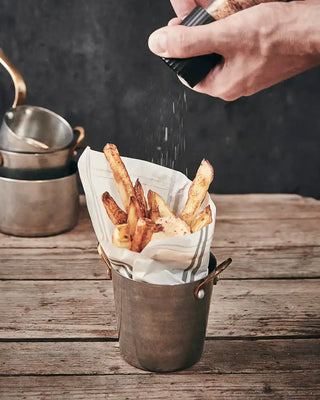 Chili Fries met Chili Mayo: Pittige Scandinavisch Getinte Snack uit de Keuken van Nicolas Vahé