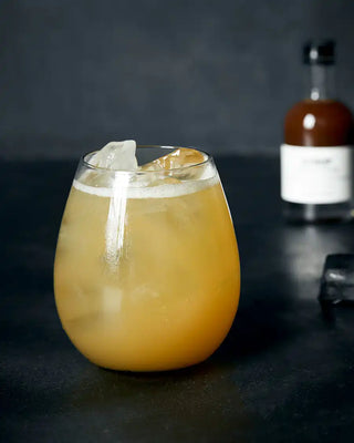 Maak zelf de Zingy Hazelnade: Nicolas Vahé’s sprankelende hazelnootmocktail