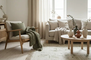 Welke kleuren passen bij olijfgroen? Rustige Scandinavische combinaties die altijd kloppen