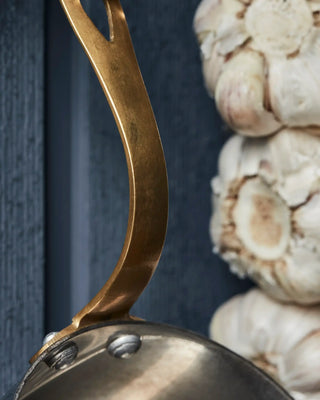 Mini-Soßentopf mit silberner Ausführung