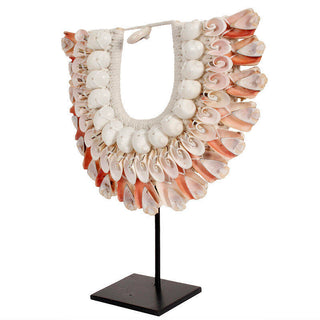Collana di conchiglie su supporto Sumba piccola