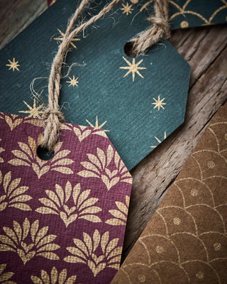 Etiquetas de regalo Saa oro verde burdeos