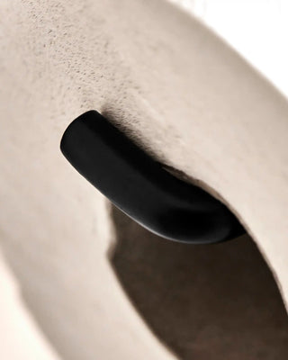 Portarrollos Pati negro de acero inoxidable