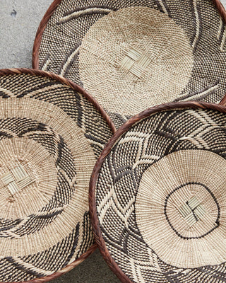 Basket Tonga natural palm leaf 30cm