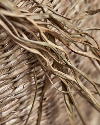 Isa hangende mand naturel 23cm