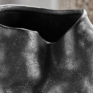 Vaas Fomu zwart 20cm - Het Adres