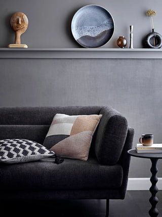 Jarrón de cerámica marrón Baldvin