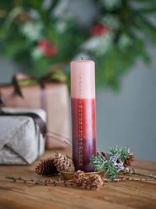 Vela de Adviento roja 25cm