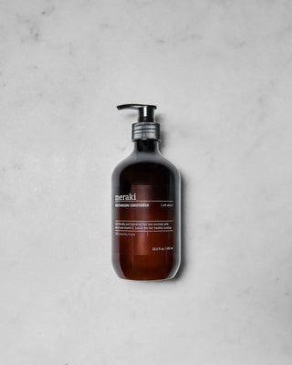 Kosteuttava hoitoaine Soft Allure - 490 ml
