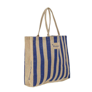 Bergamo shopper tas blauw jute van Bloomingville, van opzij met vorm en diepte zichtbaar
