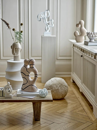 Bijzettafel aardewerk wit Volise van Bloomingville, van opzij met verhoudingen en constructie zichtbaar