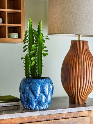 Bloempot aardewerk blauw Posey 15cm van Bloomingville, toegepast in een sfeervolle interieursetting