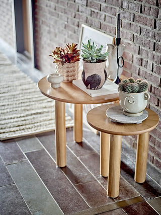Bloempot terracotta zwart Nala 14cm van Bloomingville, in een gestileerde detailopstelling