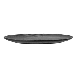 Bord aardewerk zwart Neri 29cm van Bloomingville, vanuit een aanvullend productaanzicht