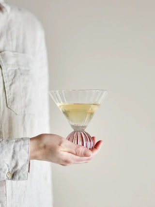 Cocktailglas glas transparant Taurin van Bloomingville, in een gestileerde detailopstelling