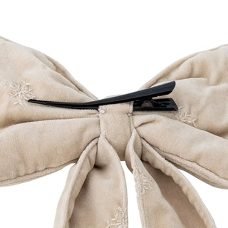 Decoratiestrik katoen beige 40cm van Bloomingville, toegepast in een sfeervolle interieursetting