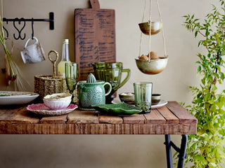 Dienblad gerecycled hout bruin Gratia 53cm van Bloomingville, in een gestileerde detailopstelling