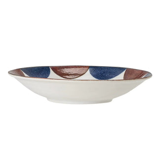 Diep bord porselein blauw Camellia 22cm van Bloomingville, schuin bekeken met vorm en afwerking zichtbaar