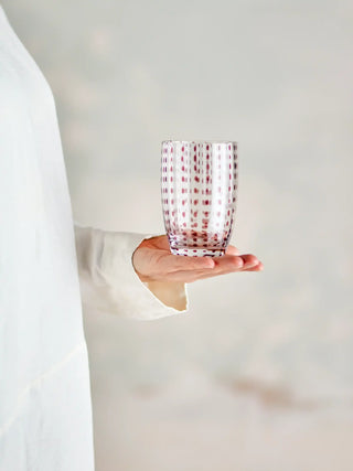 Drinkglas glas bruin Brinley van Bloomingville, toegepast in een sfeervolle interieursetting