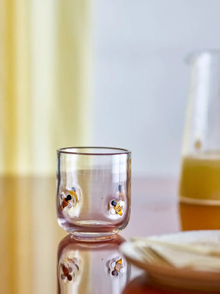 Drinkglazen glas transparant Buzz - set van 2 van Bloomingville, toegepast in een sfeervolle interieursetting
