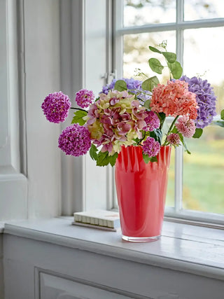Edge boeket paars van Bloomingville, in een gestileerde productopstelling