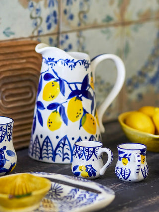 Espressomok aardewerk blauw Maxima - set van 2 van Bloomingville, toegepast in een sfeervolle interieursetting