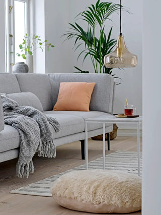 Hanglamp glas bruin Yuser 25cm van Bloomingville, toegepast in een sfeervolle interieursetting