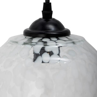 Hanglamp glas wit Gisele 18cm van Bloomingville, toegepast in een sfeervolle interieursetting