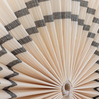 Jaime wand ornament naturel 70cm van Bloomingville, toegepast in een sfeervolle interieursetting