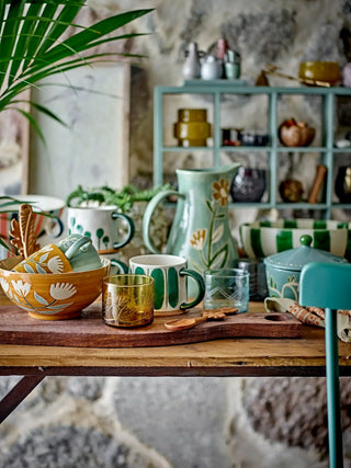 Kan aardewerk groen Tangier 2,1L van Bloomingville, in een gestileerde detailopstelling