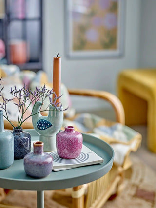 Kandelaar aardewerk blauw Trudy van Bloomingville, toegepast in een sfeervolle interieursetting