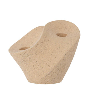 Kandelaar aardewerk naturel Brent 13cm van Bloomingville, aan de achterzijde met afwerking zichtbaar
