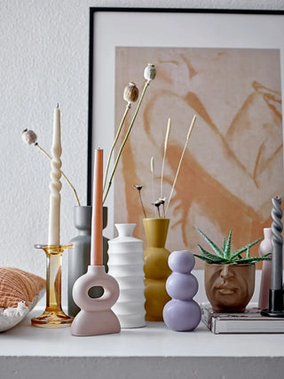 Kandelaar glas bruin Jamey 16cm van Bloomingville, toegepast in een sfeervolle interieursetting