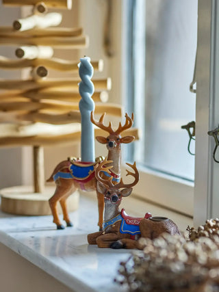 Kandelaar polyresin bruin Glory - set van 2 van Bloomingville, toegepast in een sfeervolle interieursetting