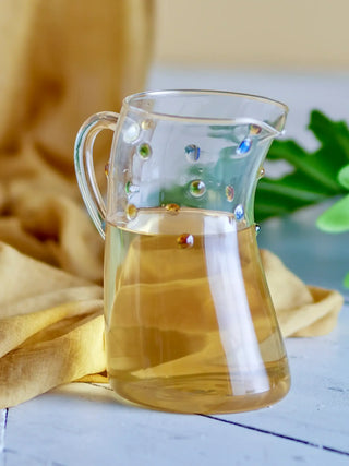 Karaf glas transparant Thalia 1,3 liter van Bloomingville, in een gestileerde detailopstelling