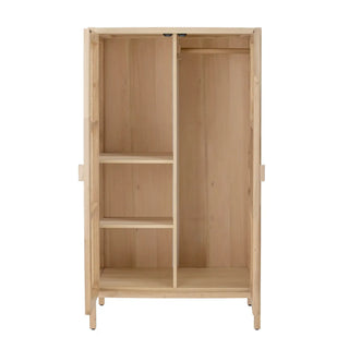 Kast hout nature Marikka 150cm van Bloomingville, schuin van voren met vorm en afwerking zichtbaar
