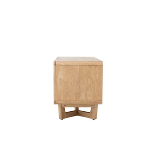 Kast rubberwood naturel Serrone 120cm van Bloomingville, met materiaal en structuur van dichtbij zichtbaar