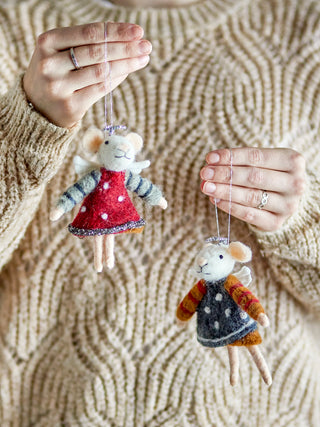 Kerstornament wol multi Peo 9x13cm van Bloomingville, toegepast in een sfeervolle interieursetting