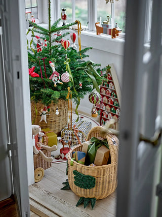 Kerstornament wol wit Arlo 22cm van Bloomingville, in een gestileerde detailopstelling