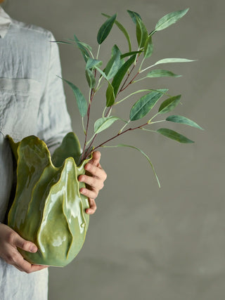 Kunsttak eucalyptus groen 85cm van Bloomingville, toegepast in een sfeervolle interieursetting