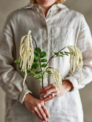 Kunsttak reed wit 70cm van Bloomingville, toegepast in een sfeervolle interieursetting