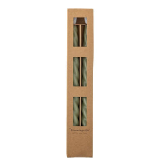 Led kaars paraffine groen Ponza - 2 stuks van Bloomingville, schuin bekeken met vorm en afwerking zichtbaar