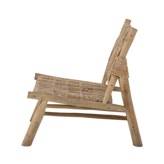 Lounge chair teak nature Ruthy van Bloomingville, met stof en structuur van dichtbij zichtbaar