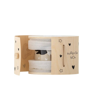 Bambino beker aardewerk beige van Bloomingville Mini, vanuit een aanvullend productaanzicht