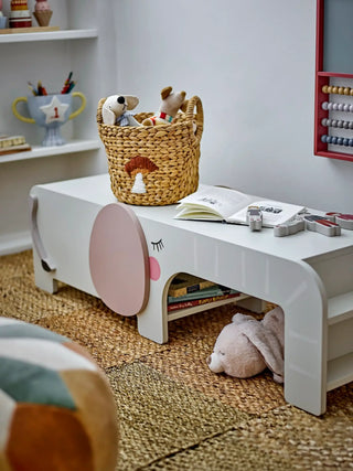 Berta knuffel bruin van Bloomingville Mini, in een gestileerde productopstelling