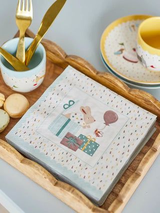 Celebrate servetten papier blauw van Bloomingville Mini, toegepast in een sfeervolle interieursetting