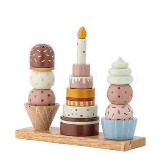 Celebrate stapeltoren beukenhout 20cm van Bloomingville Mini, van bovenaf met vorm en indeling zichtbaar