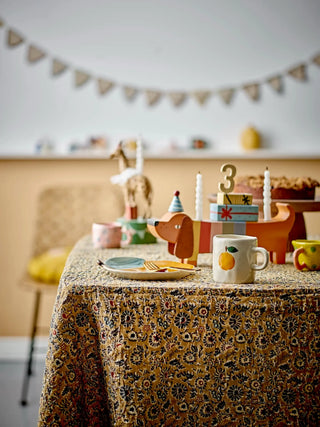 Charlie verjaardagsdecoratie met cijfers en kaarsen van Bloomingville Mini, in een gestileerde productopstelling