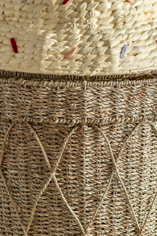 Cillie opbergmand waterhyacint naturel40cm van Bloomingville Mini, in een gestileerde productopstelling