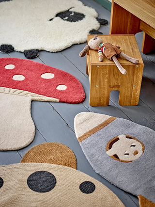Dolly vloerkleed wol wit 84cm van Bloomingville Mini, in een gestileerde productopstelling